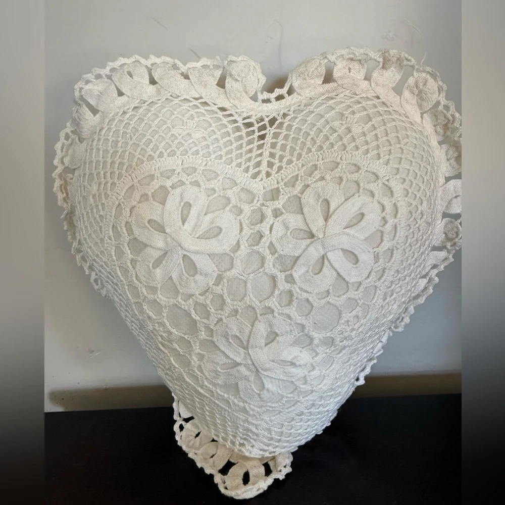 Vintage off white‎ Heart-Shaped Crochet Pillow~10”x9”